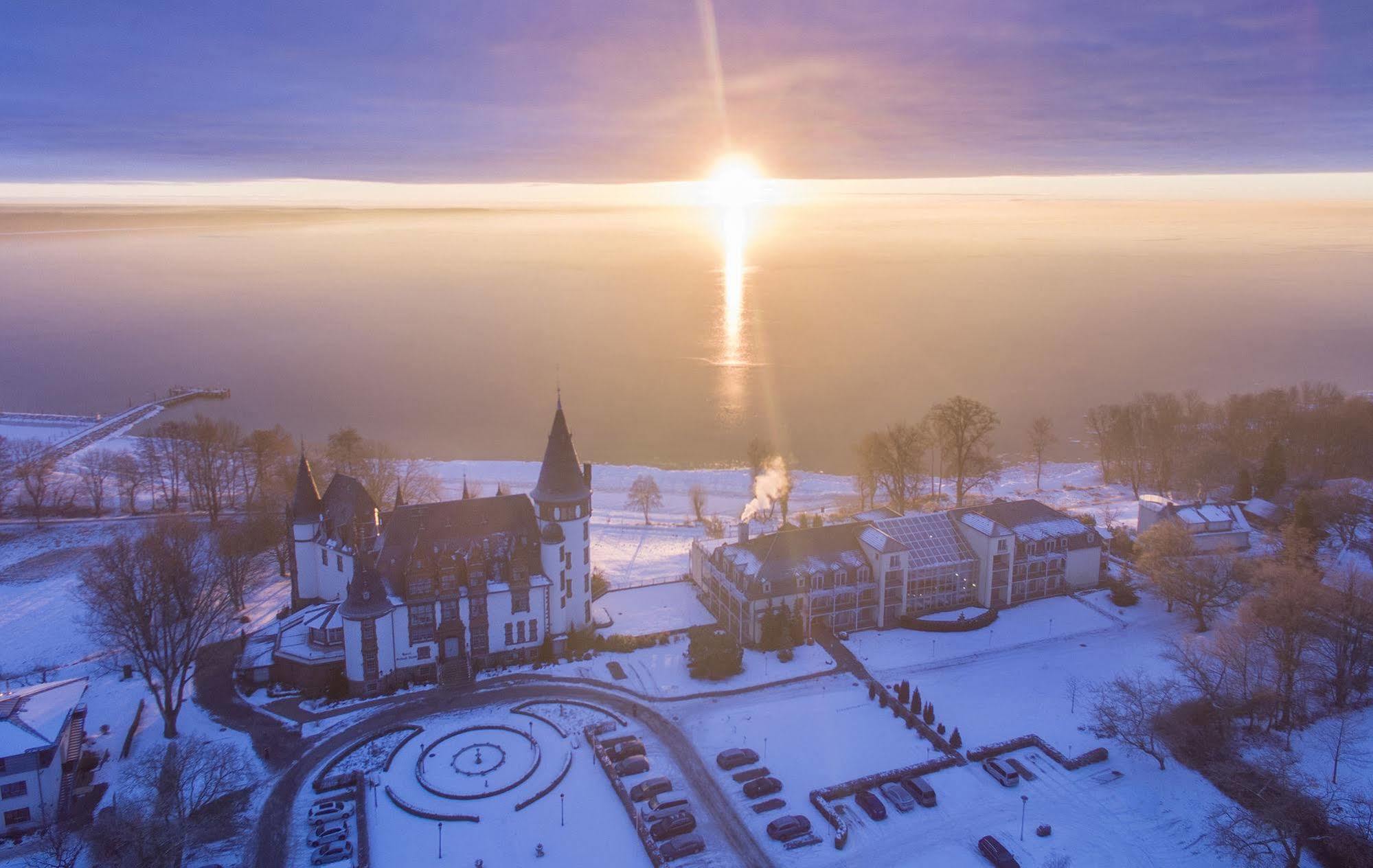 Seehotel Schloss 클링크 외부 사진