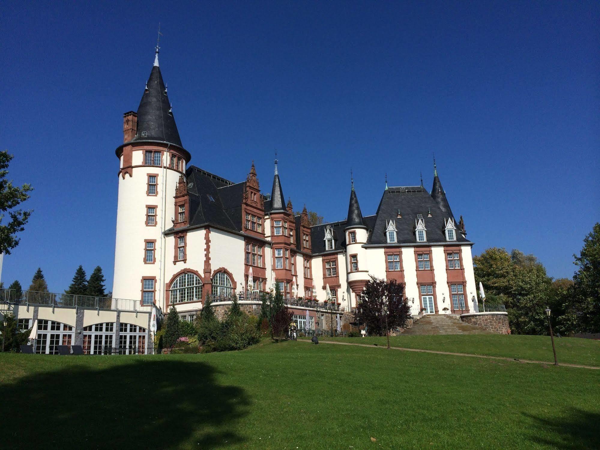 Seehotel Schloss 클링크 외부 사진